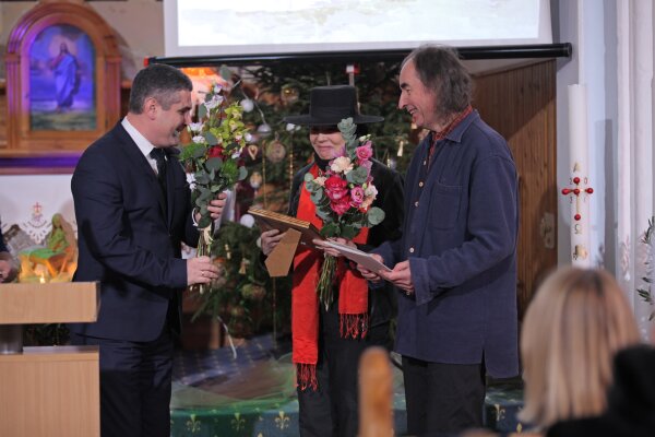 Iškilmingoje ceremonijoje Juodkrantėje įteikta M. L. Rėzos vardo premija 