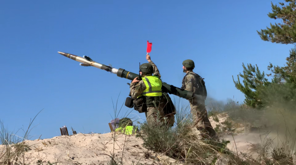 Kovinių šaudymų į oro taikinius pratybos „Gintarinė strėlė 2025“