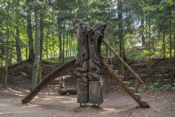 Vyks skulptūras „gydantis“ Raganų kalno simpoziumas