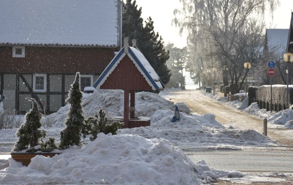 Žiemiško sąlygos stiprėja: nepamirškime atsargumo, vairuokime atsakingai