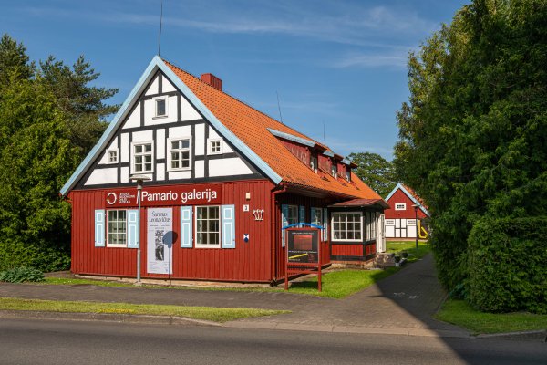Vasarą Pamario galerijoje – kūrybinės dirbtuvės su menininkais, sekant šviesos, spalvų ir peizažo...
