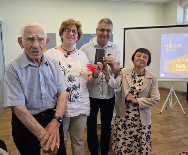 Preiloje – jautrus susitikimas su kuršininku Helmutu Kubillus ir jo šeimos istorija